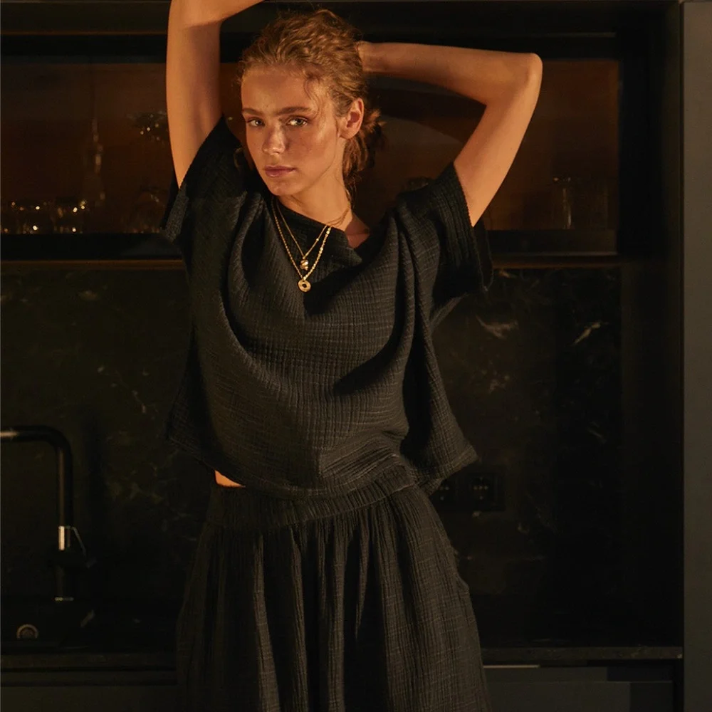 Simpuna Crinkle Black Wide Leg Pants - Picture 4 of 5